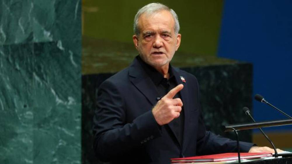 Pezeşkian: Qonşu ölkələrlə əməkdaşlıq edərək bölgəmizin təhlükəsizliyini təmin edə bilərik