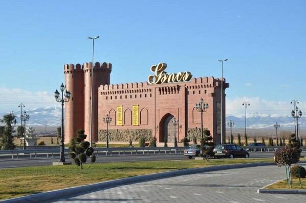 Gəncədə qardaş və bacı bıçaqlandı: Saxlanılan var