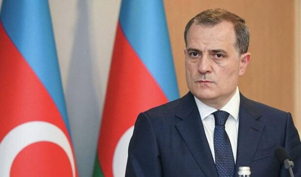 Bayramov Kestutis Budrislə danışdı