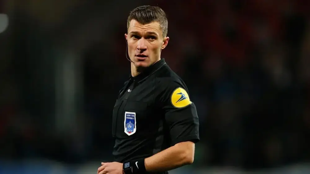 Fransalı FIFA referisi Villi Delajo cari mövsüm ikinci dəfə "Sabah"ın oyununa təyinat alıb