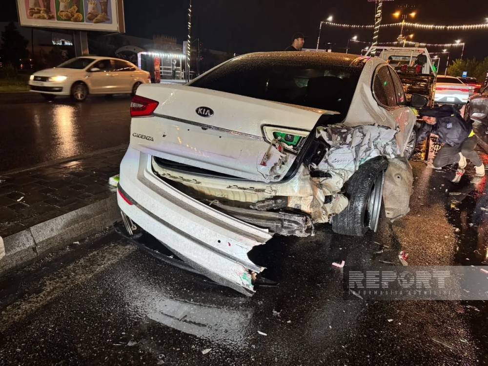 Sumqayıtda dörd avtomobil toqquşub, 5 nəfər xəsarət alıb