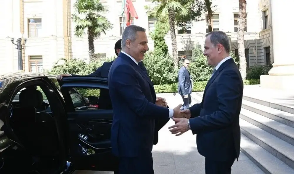 Bayramovla Fidan Bakıda görüşdü